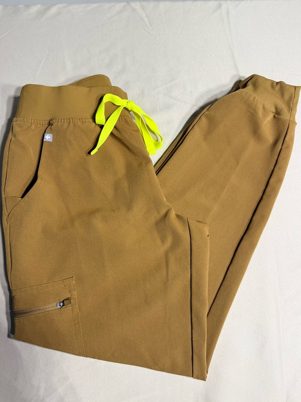 FIGS Earth Zamora Regular Waisted Jogger Scrub Pants XS Petite